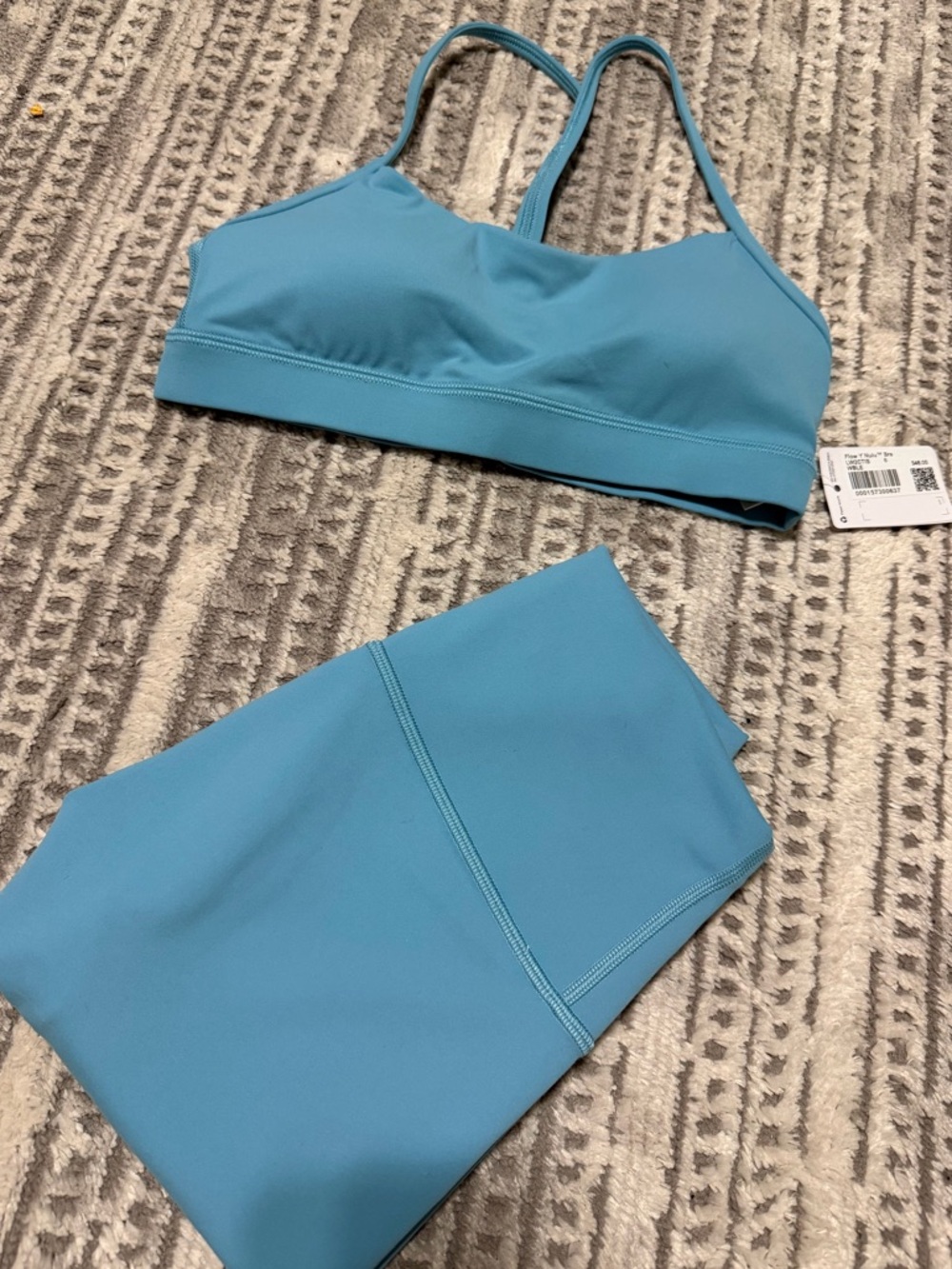 Lululemon flow y and wunder trains